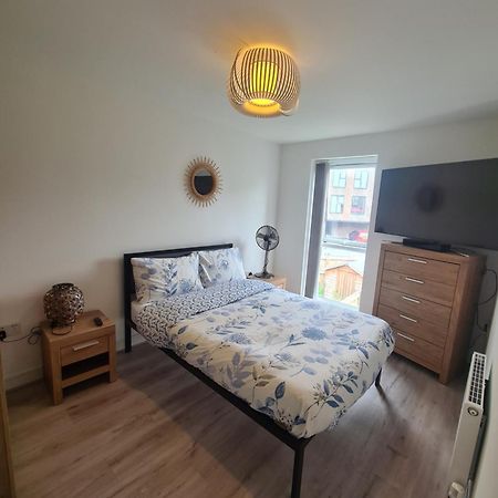 Lovely New Home In Manchester Close To Manchester City Fc Δωμάτιο φωτογραφία